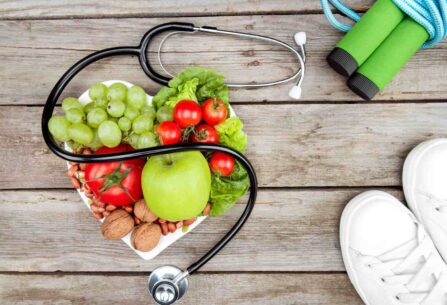 בריאות- פירות בתבנית לב