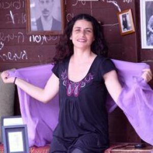 איריס ממליצה כתיבה יצירתית איריס ממליצה כתיבה יצירתית