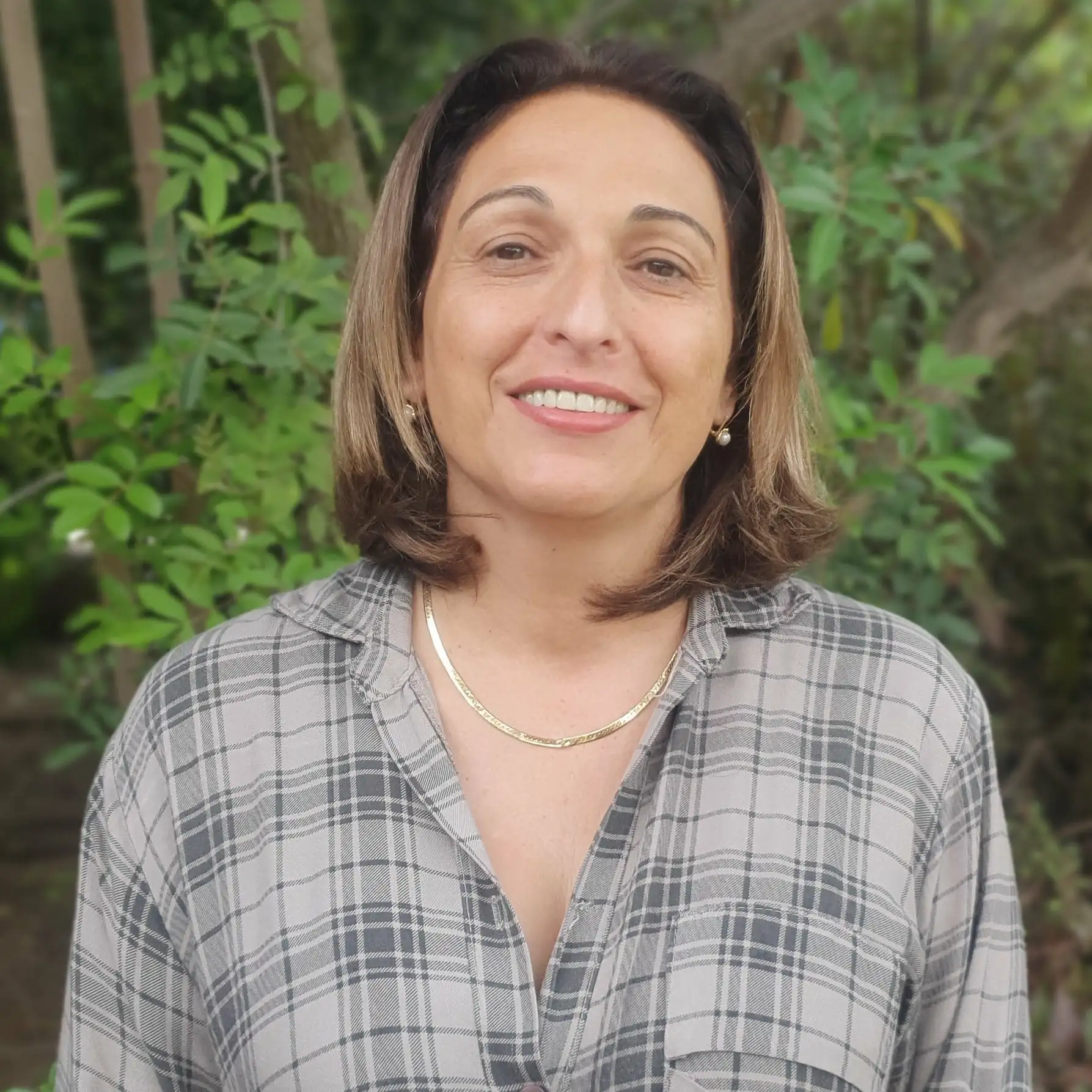 https://bespirit.co.il/wp-content/uploads/2024/04/הלן-צורי-שדי-פרופיל.jpg